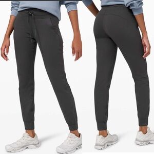 Lululemon Ready to Rulu 7/8 Jogger Pants
Graphite Grey Sz 2 Soft Cozy Lounge